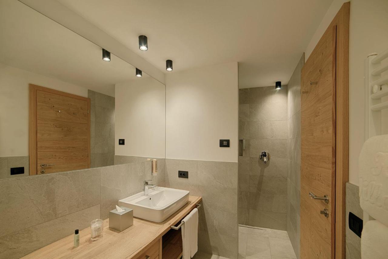 Deluxe Double or Twin Room Balcony